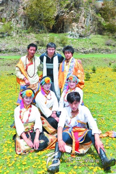 把美人裝進(jìn)心里，把美景留給眼睛