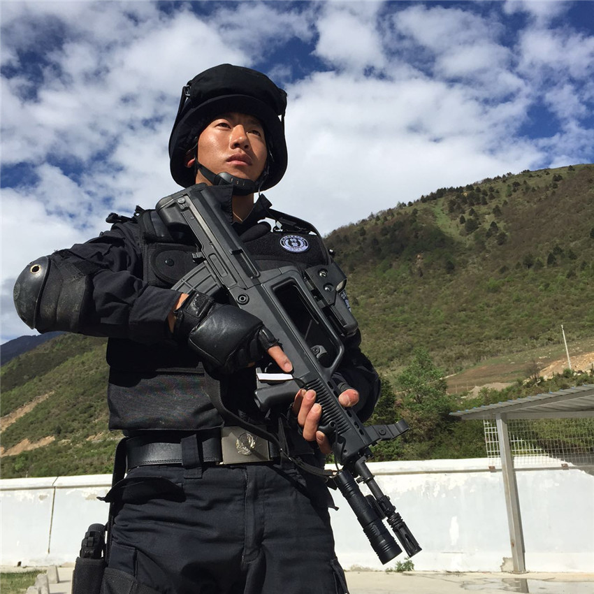 青春2.jpg 青春2.jpg